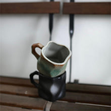 Load image into Gallery viewer, Holly – Dawn
